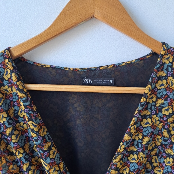 Zara floral print mini dress - Picture 3 of 6